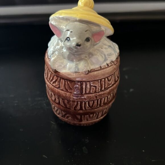 Vintage Salt and Pepper Shakers Sombrero Mouse in Beer Mug - Picture 7 of 8